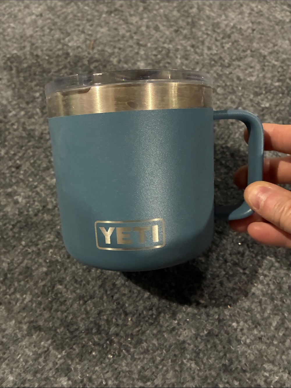 ๐ 4/$25 YETI Insulated Mug